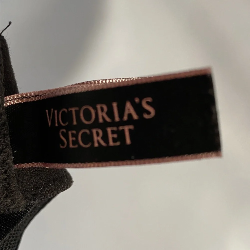 Victoria’s Secret Bra - Very Sexy Plunge Size 36DDD - Picture 6 of 10